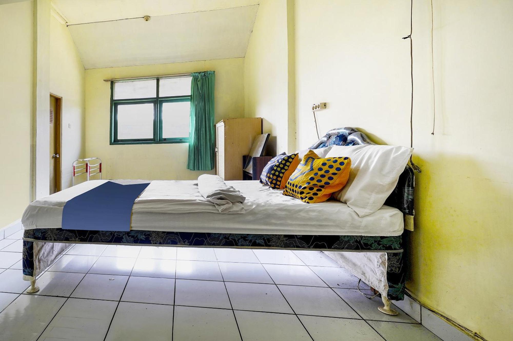 Spot On 91064 Wisma Lec Syariah Garut Kültér fotó