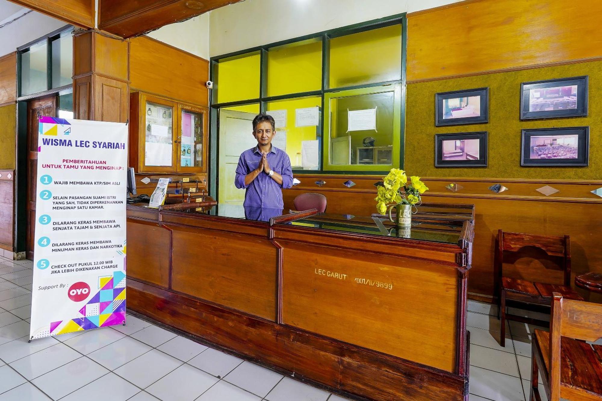 Spot On 91064 Wisma Lec Syariah Garut Kültér fotó
