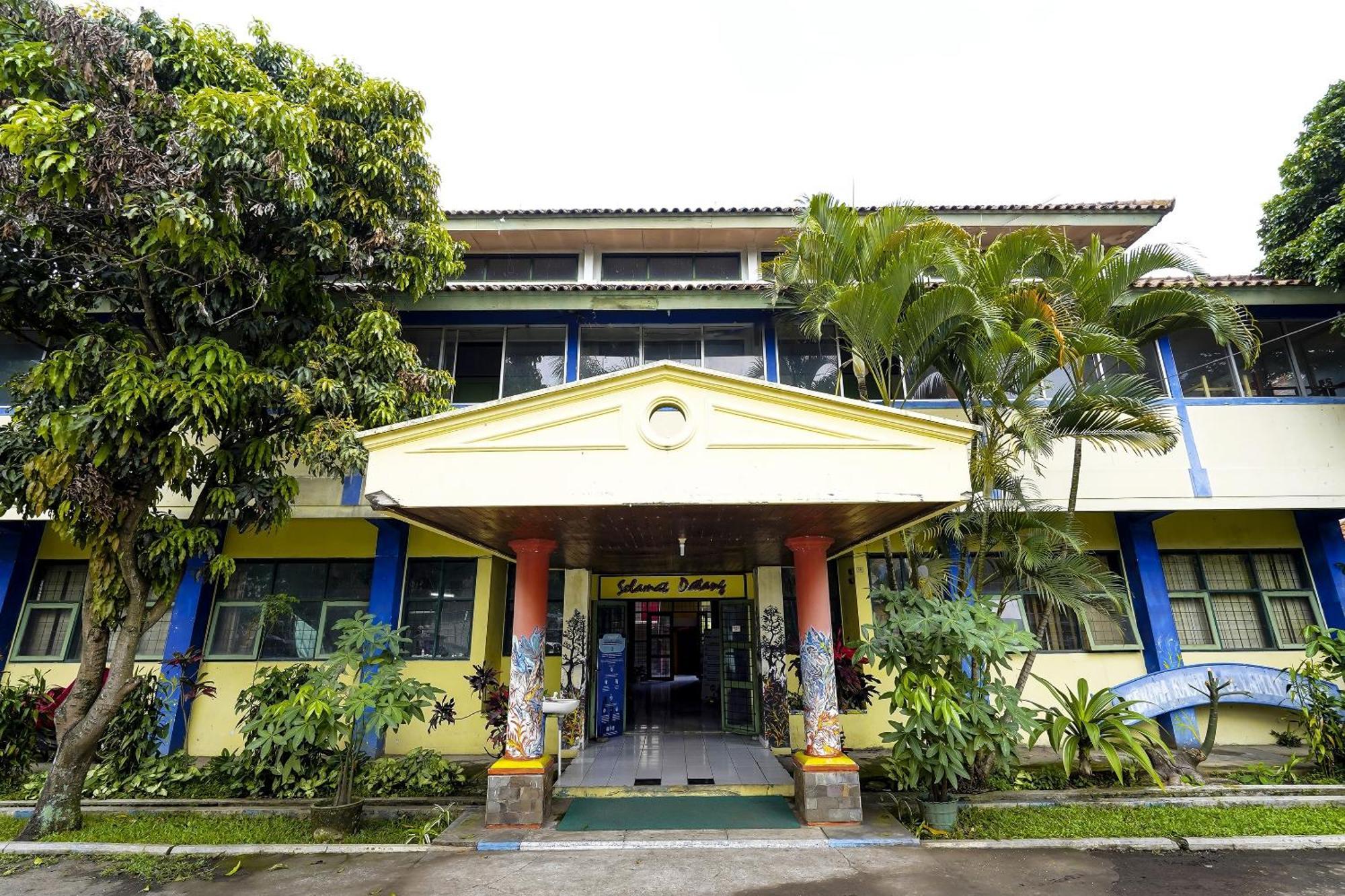 Spot On 91064 Wisma Lec Syariah Garut Kültér fotó