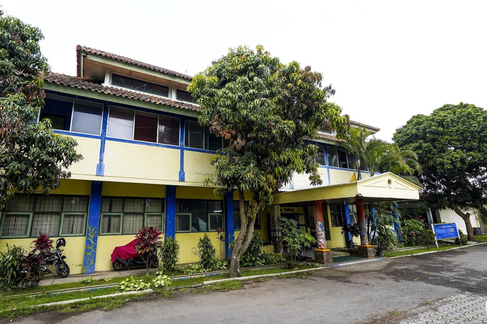 Spot On 91064 Wisma Lec Syariah Garut Kültér fotó